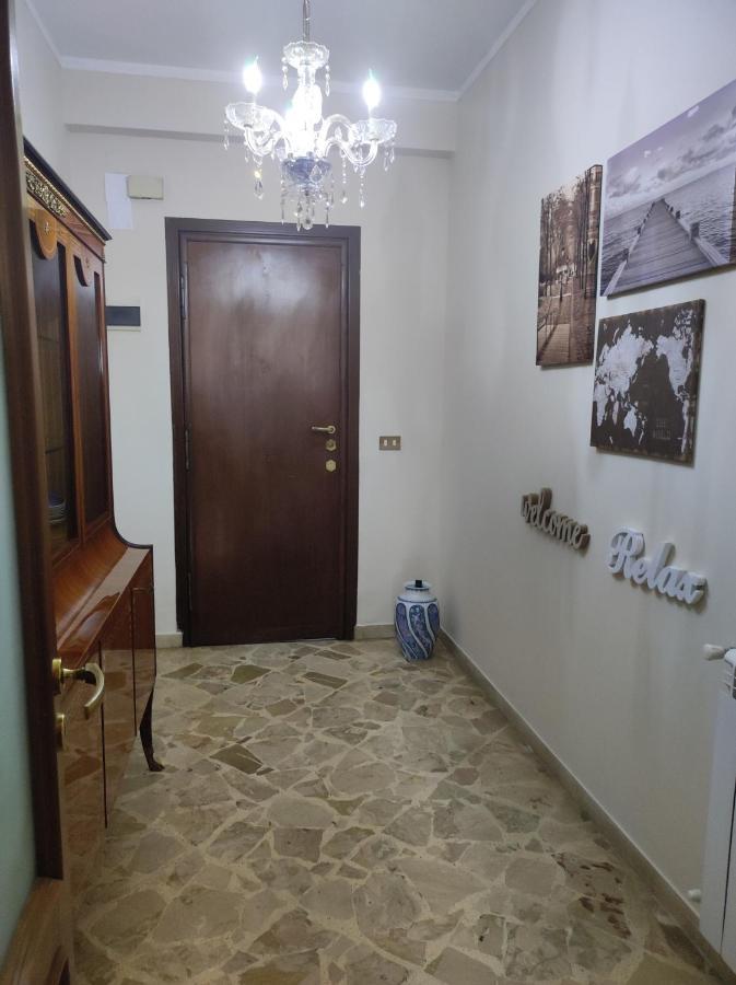 New Dawn Apartment, Appartamento Turistico, Casa Per Vacanza, Tre Camere Indipendenti คาตาเนีย ภายนอก รูปภาพ