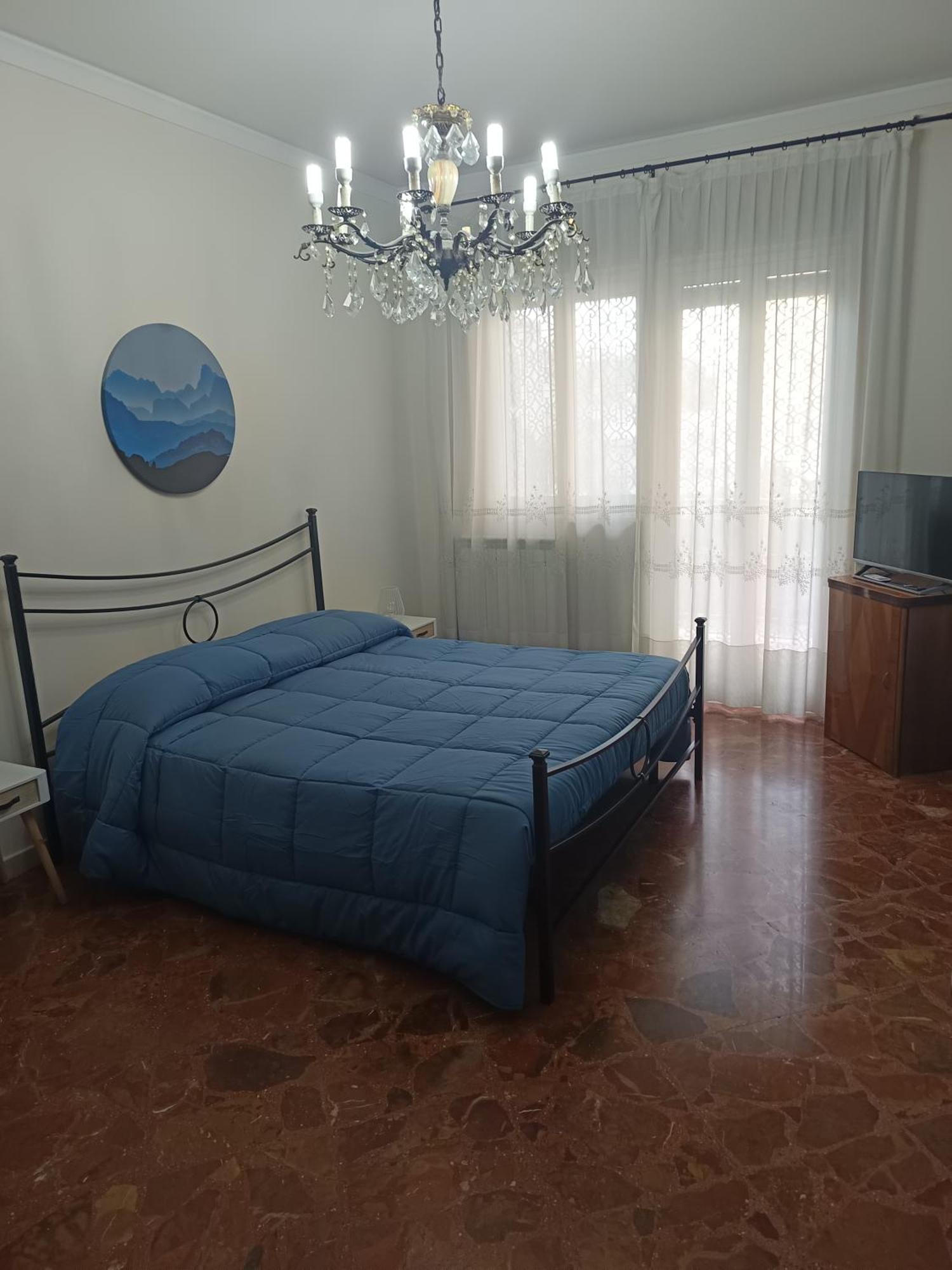 New Dawn Apartment, Appartamento Turistico, Casa Per Vacanza, Tre Camere Indipendenti คาตาเนีย ภายนอก รูปภาพ