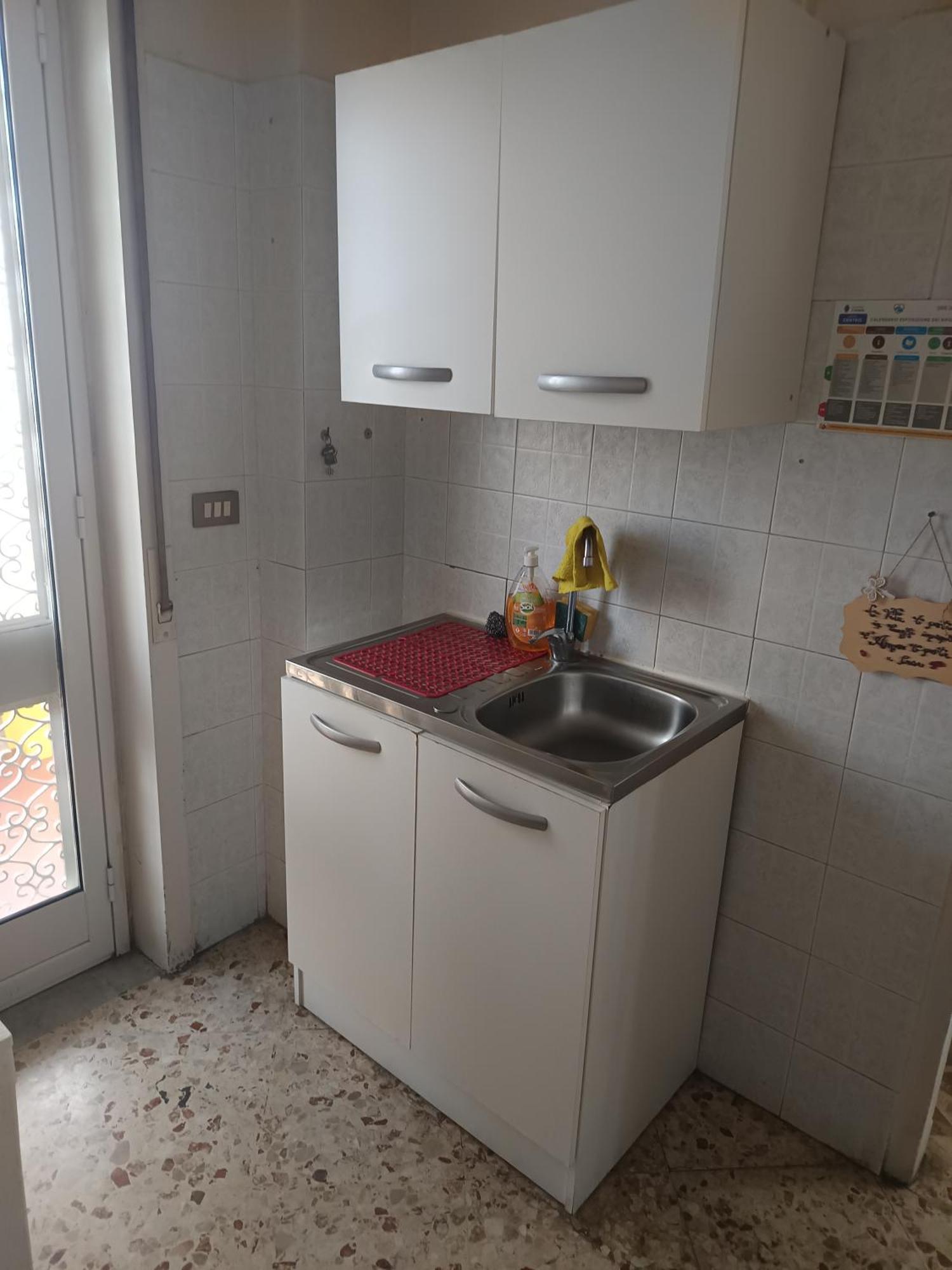 New Dawn Apartment, Appartamento Turistico, Casa Per Vacanza, Tre Camere Indipendenti คาตาเนีย ภายนอก รูปภาพ