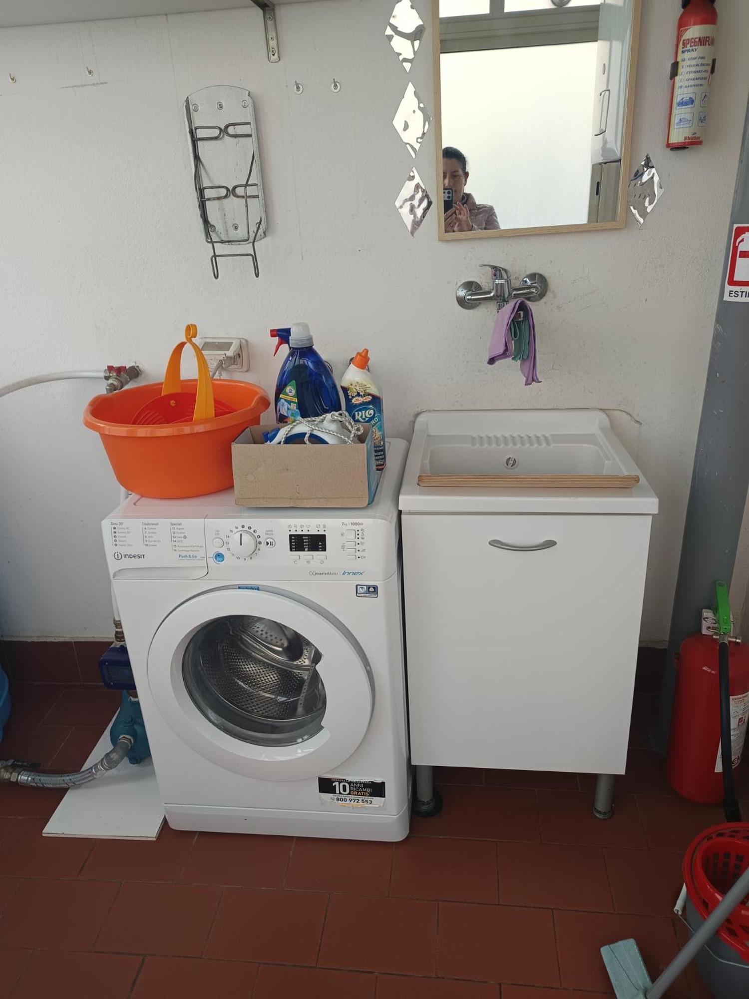 New Dawn Apartment, Appartamento Turistico, Casa Per Vacanza, Tre Camere Indipendenti คาตาเนีย ภายนอก รูปภาพ